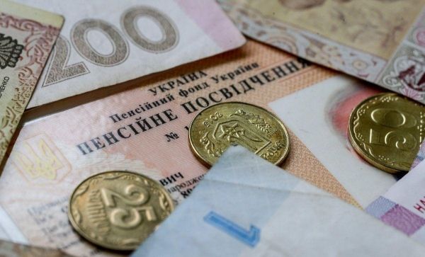     Пенсии в Украине - Что обещают в Кабмине на 2021 год - новости Украина    
