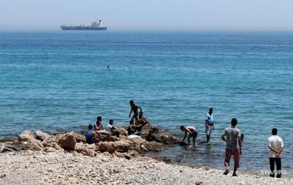 В Египте на пляже десять человек утонули, пытаясь спасти ребенка