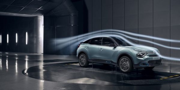 Citroën представили электромобиль, который составит конкуренцию Nissan Leaf
