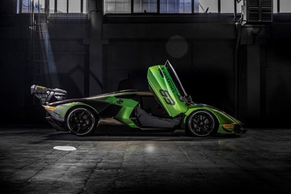Lamborghini представили самый мощный спорткар в истории бренда