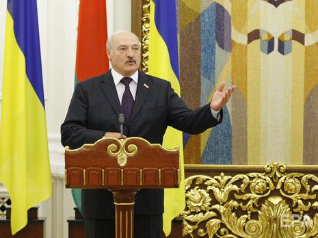Лукашенко поздравил Зеленского с Днем Независимости Украины