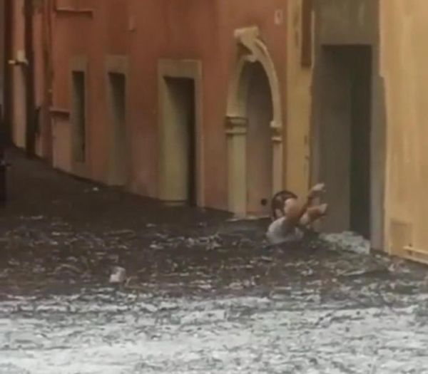 В Италии несколько городов затопило после ливней. Фото