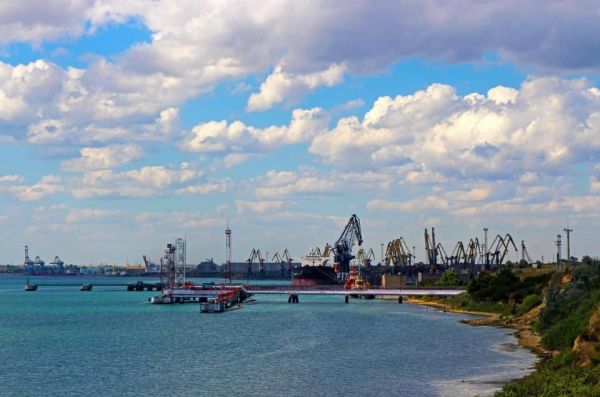     Под Одессой в порту Южный обнаружили тысячи тонн аммиачной селитры - новости Украины    