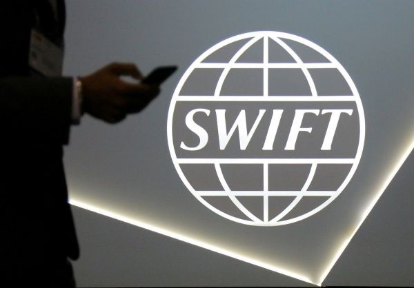     Россия SWIFT новости - Эксперт рассказал, отключит ли Запад Россию от глобальной финансовой системы - новости Украина    