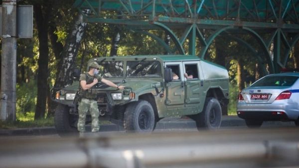 Выборы в Беларуси: в Минске видели военную технику