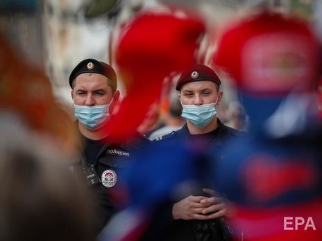 В России четвертый день подряд растет количество новых случаев коронавируса