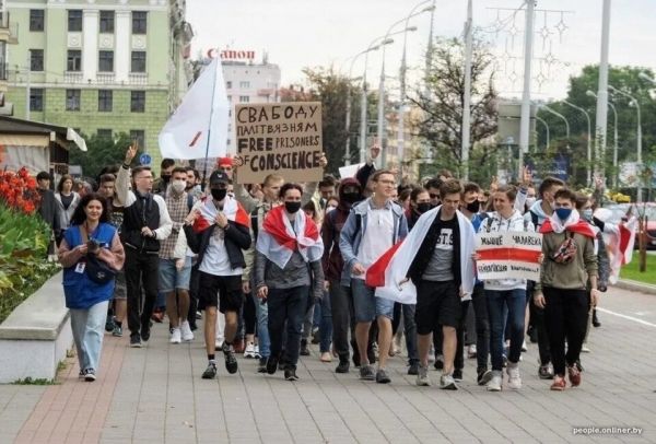 В Беларуси студенты отметили День знаний протестом против Лукашенко