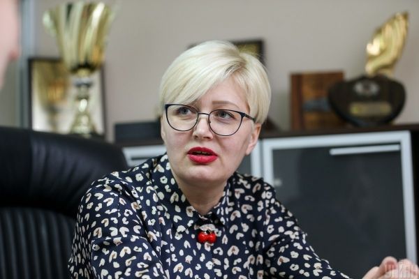     Лариса Ницой - писательница снова поскандалила с кассиром из-за русского языка - новости Украины    