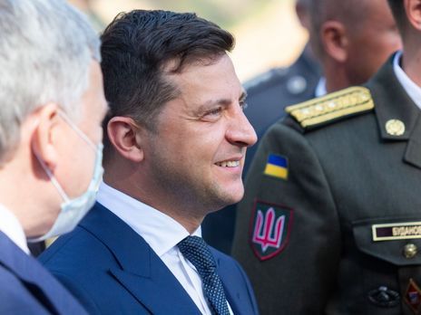 Украинцы одобряют деятельность Зеленского больше, чем работу Кабмина и Верховной Рады – опрос