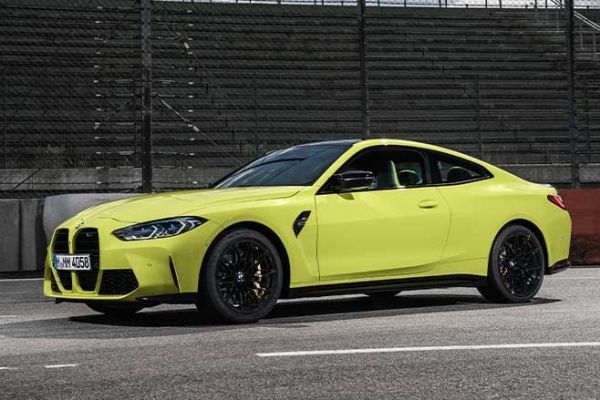 BMW представили обновленные модели M3 и M4 2021: фото и характеристики