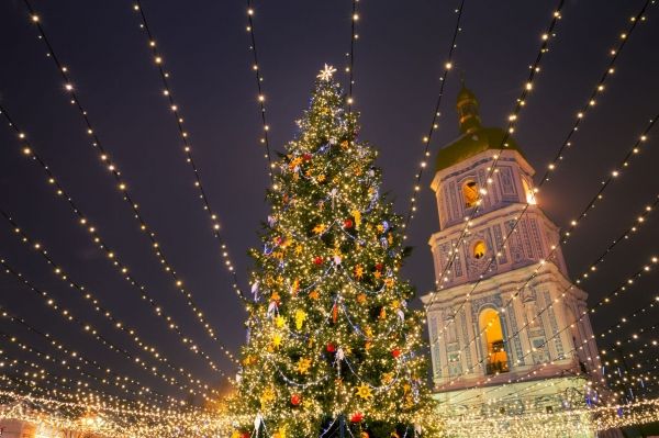 Главная новогодняя елка Украины с этого года будет искусственной