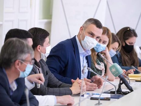 Кличко: Ситуация с заболеваемостью COVID-19 в учебных заведениях Киева ухудшается