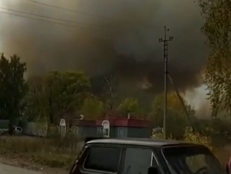 В Рязанской области РФ горит склад боеприпасов