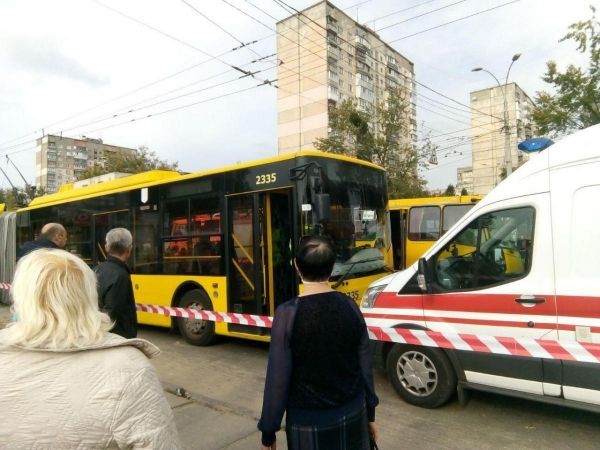    Новости Киеве - на проспекте Свободы маршрутка сбила насмерть человека - новости Украины    