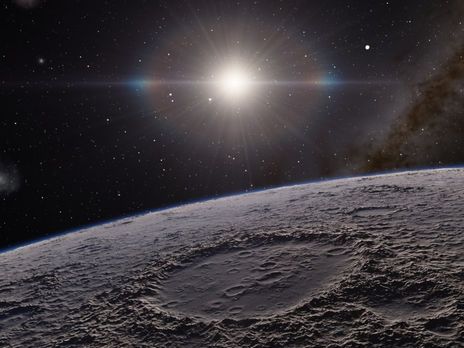 NASA нашло воду на солнечной стороне Луны