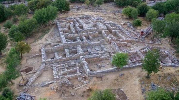 На острове Крит обнаружили древний золотой клад