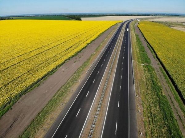 Украина существенно поднялась в мировом рейтинге качества дорог