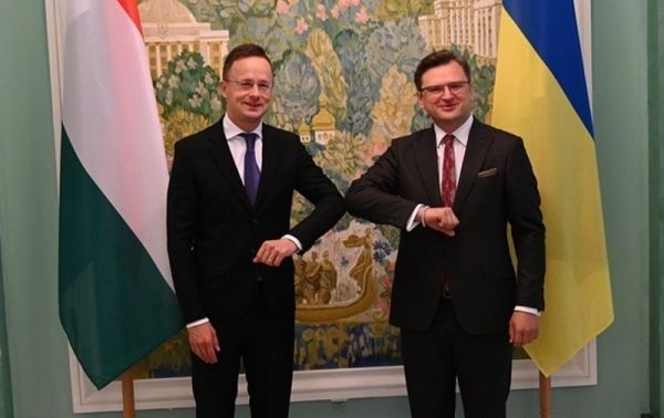 Украина и Венгрия обсудят кризис в международных отношениях