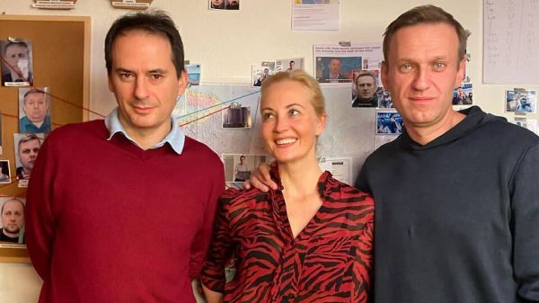 Bellingcat расследует убийства, с которыми связывают отравителей Навального