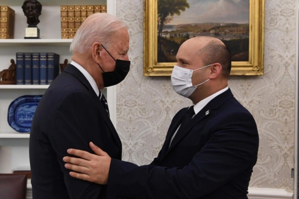 Неловкая ситуация: Байден задремал на встрече с премьером Израиля. Видео