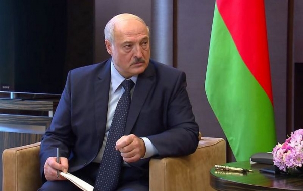 Лукашенко приказал силовикам закрыть каждый метр границы Беларуси