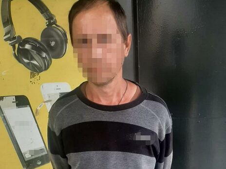 В Киеве 50-летний мужчина развращал 8-летнюю девочку в туалете школы – полиция