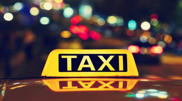В Украине поднимут цены на такси: названы причины