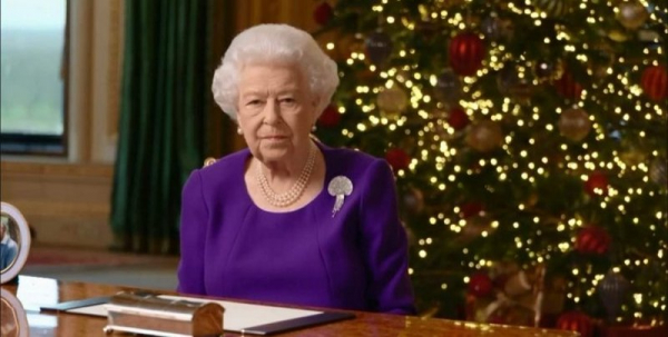 Королева Елизавета II назвала самый любимый рождественский фильм