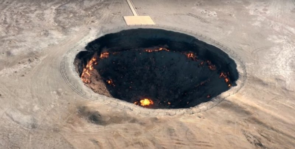 В Туркменистане потушат знаменитый газовый кратер «Врата ада»