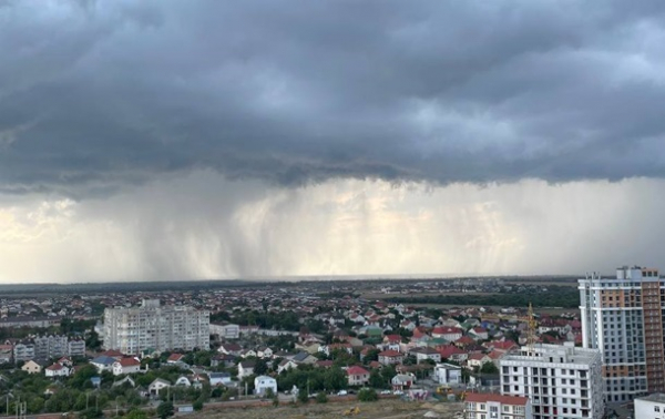 Одессу два дня заливают ливни