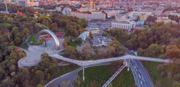 
Будівництво під "мостом Кличка". КМДА ініціює припинення договору з орендарем землі 