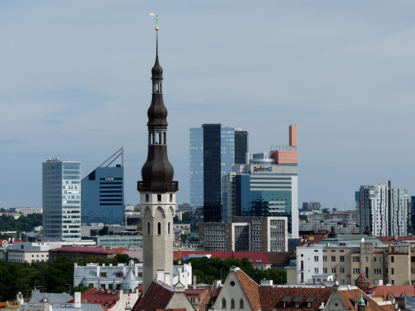 Купівля нерухомості в різних країнах: плюси, мінуси та підводні камені