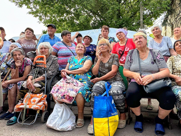 
Україна починає відбудовувати з нуля перше зруйноване війною село – фото 