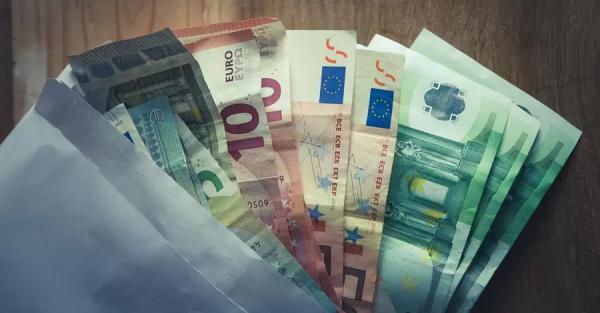Кто скупает евро: Что взвинчивает спрос и каким будет курс к лету - Новости экономики