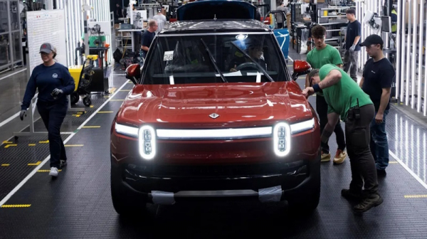 Volkswagen инвестирует миллиарды в Rivian: новый виток конкуренции на рынке электромобилей