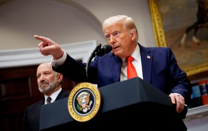 "Полные ничтожества": Трамп набросился на демократов за новую попытку импичмента