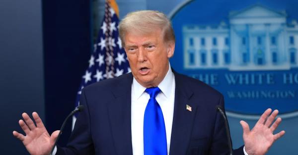 Трамп заявив, що США припиняють всі торгові переговори з Канадою
