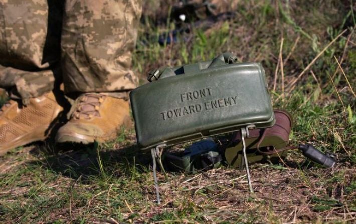 Украина немедленно откажется от запрета противопехотных мин, - указ Зеленского