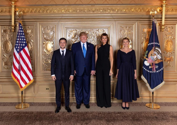 Не просто тінь Дональда: на що насправді впливає Меланія Трамп