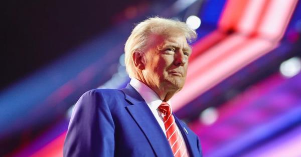 Трамп заявив, що вже підписав листи з митами для 12 країн - їх відправлять у понеділок