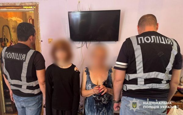 В Одесі мати разом із донькою підпалювали авто ЗСУ та об'єкти УЗ