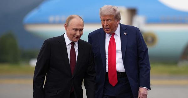 Переговори на Алясці - Путін приземлився в Анкориджі, його зустріли червоним хідником