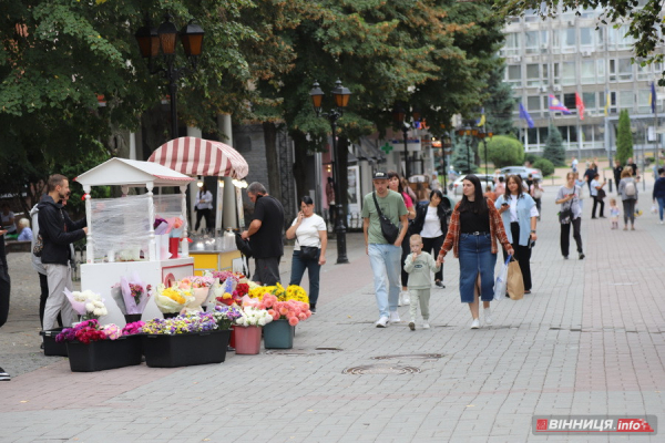 Фоторепортаж з центру Вінниці у День міста