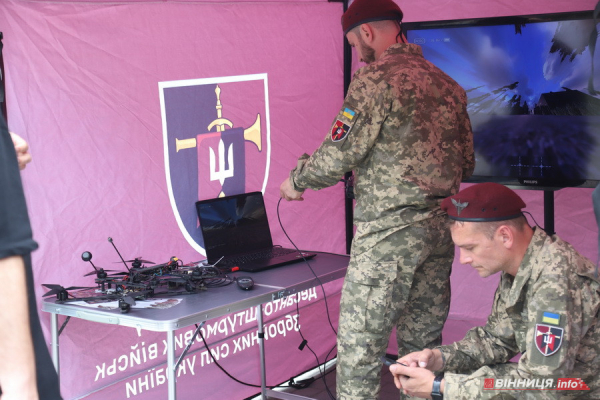 Фоторепортаж з центру Вінниці у День міста