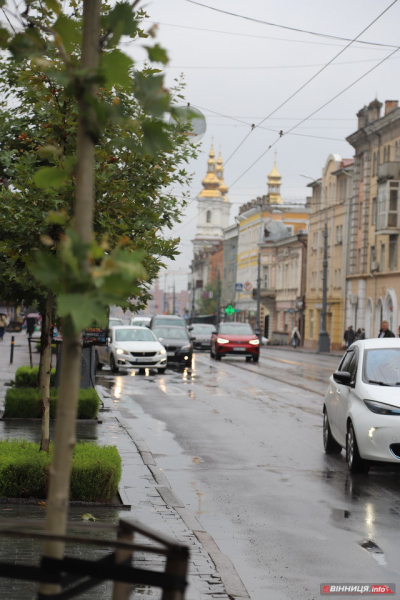 Осінь у Вінниці: фоторепортаж з центру міста