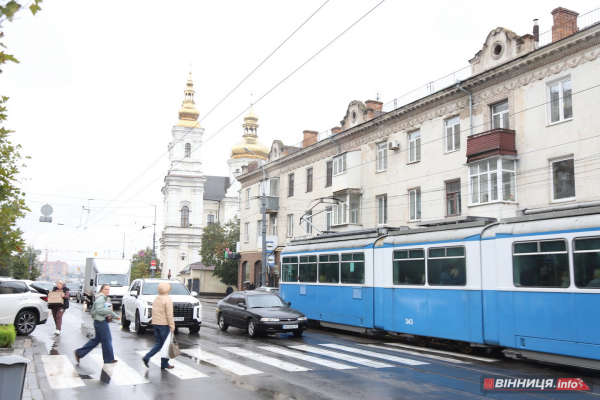 Осінь у Вінниці: фоторепортаж з центру міста
