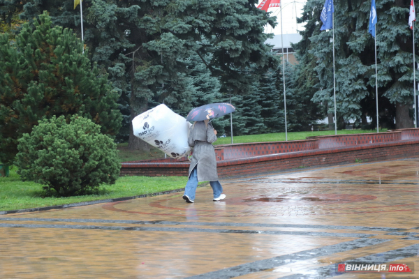 Осінь у Вінниці: фоторепортаж з центру міста