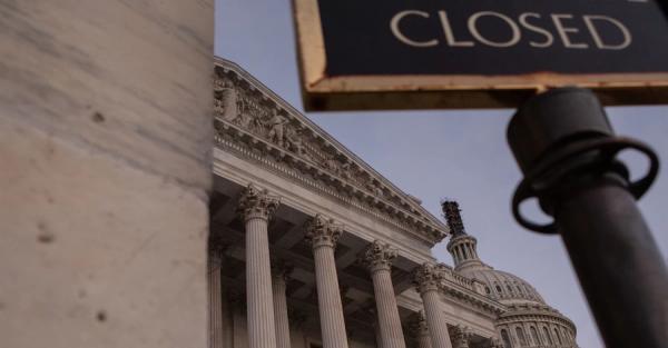 Шатдаун у США: бідні можуть залишитися без талонів на їжу, авіадиспетчери йдуть у кур'єри Шатдаун у США: бідні можуть залишитися без талонів на їжу, авіадиспетчери йдуть у кур'єри