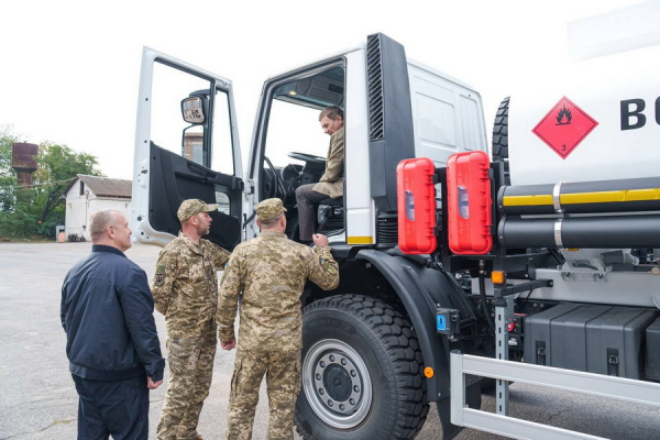 Вінниця передала 120-й бригаді три паливозаправники Вінниця передала 120-й бригаді три паливозаправники
