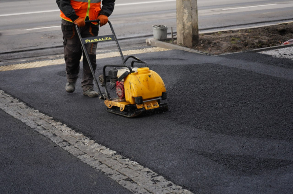 Ремонтують підземний перехід на Київській у Вінниці